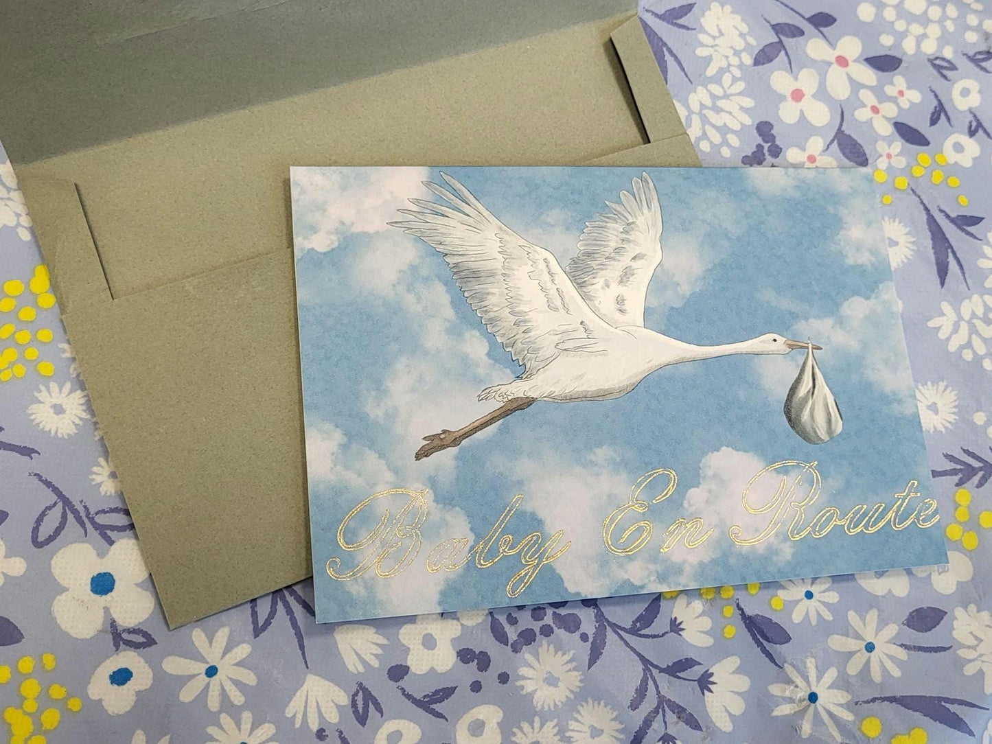 Baby Shower/Expecting/Congratulations card - 'Baby En Route' with Gold embossed lettering